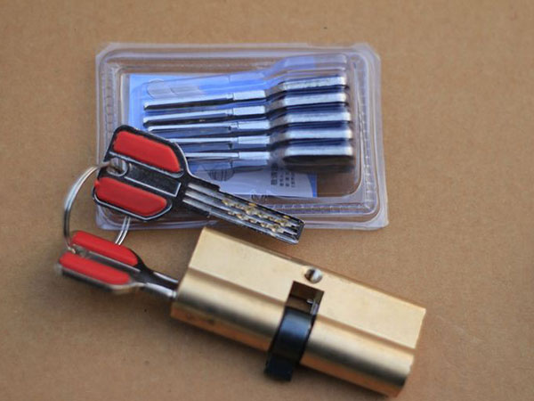 保定市24小时上门开锁公司